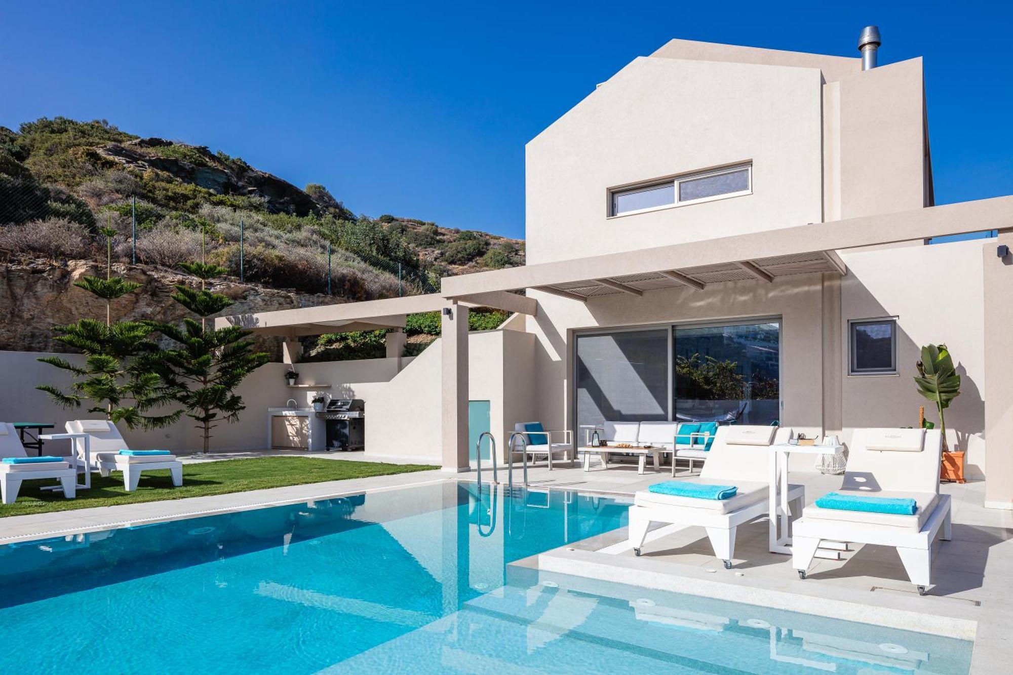 Villa Ligaria Pinnacle Ngoại thất bức ảnh