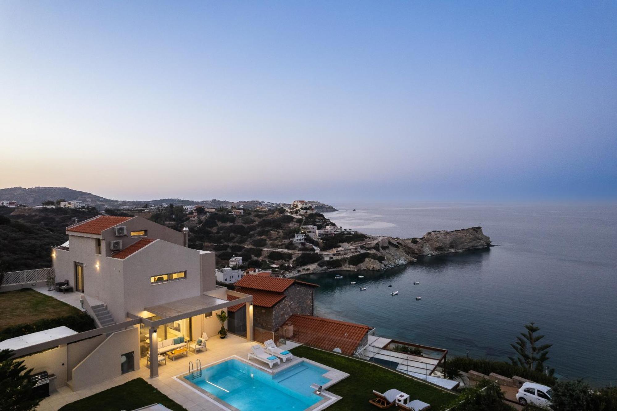 Villa Ligaria Pinnacle Ngoại thất bức ảnh